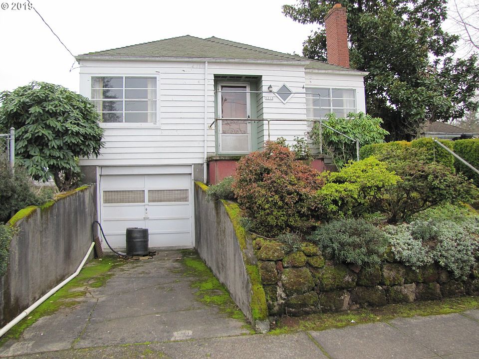 2nd image of 5212 N Yale St