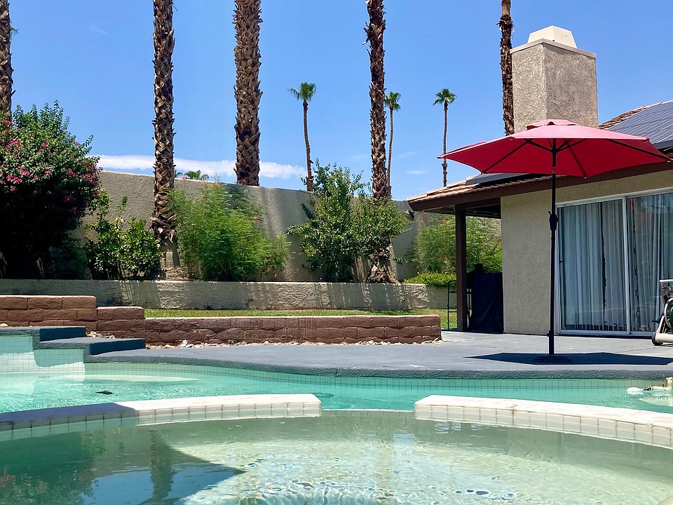 1st image of 75051 La Sierra Dr