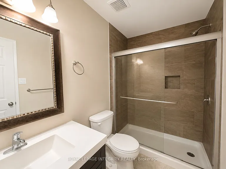 12 Kimbolton Cres — Photo 18