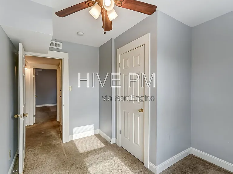 3246 Linwood Ave #2 — Photo 23