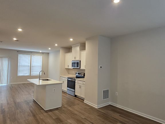 Kitchen Floor
