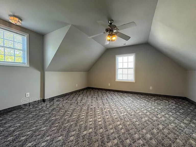 8985 Stephens Church Rd — Photo 22