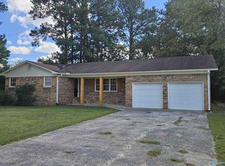 1929 Woodmead St SW, Decatur, AL 35601