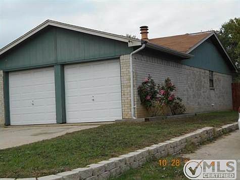 5th image of 612 Edwards Dr
