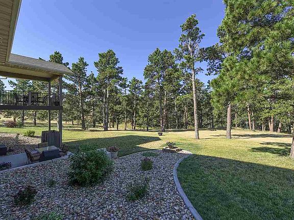 5th image of 19281 Hat Ranch Dr