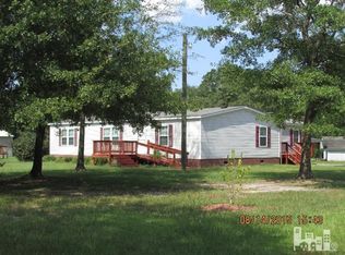 923 S Cartertown Rd, Clinton, NC 28328