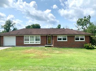 111 Titlow Ave, Oak Hill, WV 25901