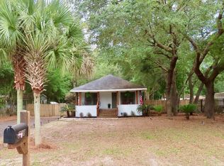 218 Persimmon St, Freeport, FL 32439