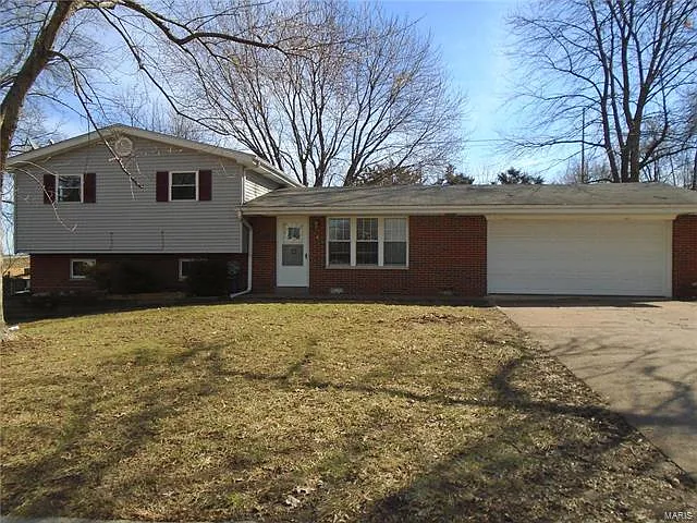 4 Saint John Dr photo 1