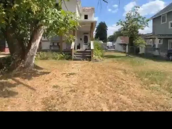 806 N High St, Lancaster, OH 43130