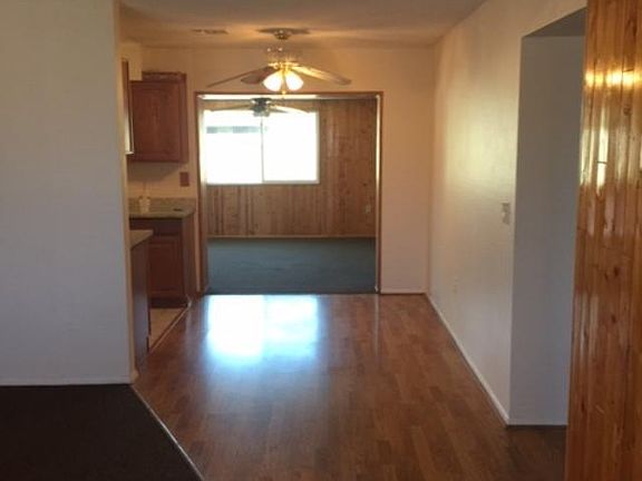 3rd image of 10232 W Cumberland Dr