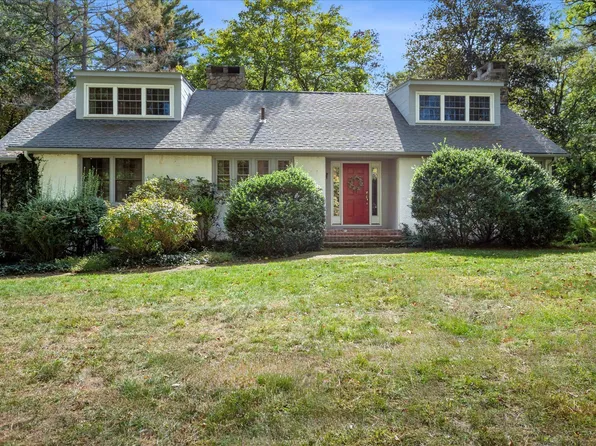 572 Huckleberry Hill Road, Avon, CT 06001