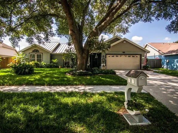 2007 Darlington Oak Dr, Seffner, FL 33584