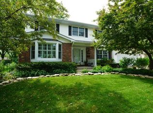 885 Harrison Ln, Hoffman Estates, IL 60192