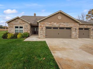 365 Aspen Ln, Logansport, IN 46947