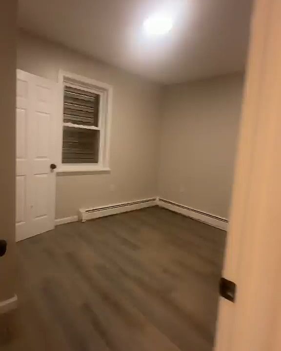 1st image of 506 Ferry St