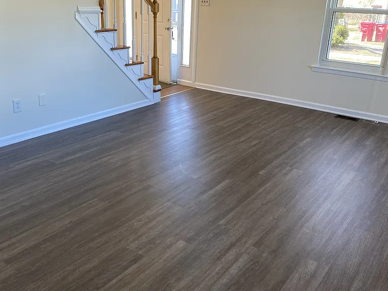 111 Jefferson Ct — Photo 5