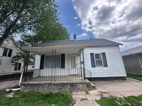 209 Cook St, Westville, IL 61883