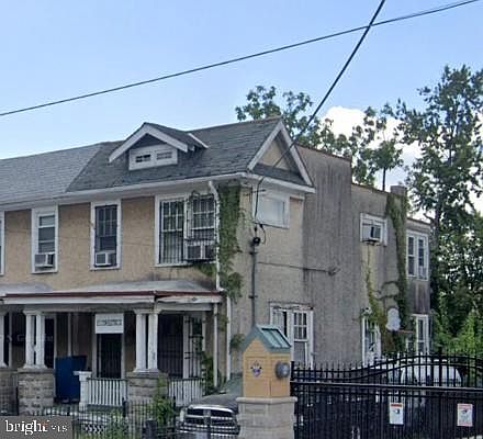 1st image of 3726 12th St NE
