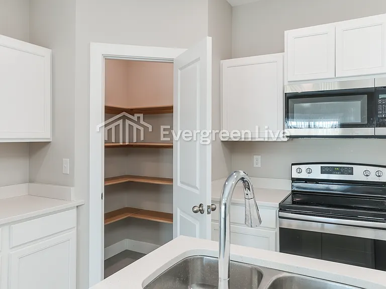 123 E Santa Fe Cir — Photo 8