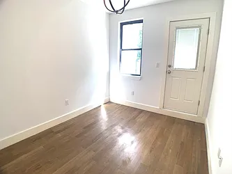 Rented by Tapiro Realty