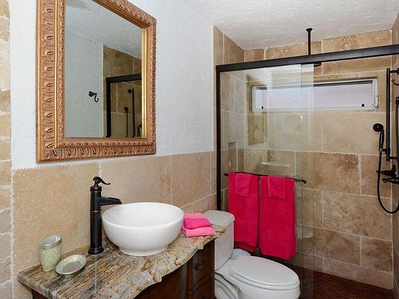 4th image of 409 Signorelli Dr