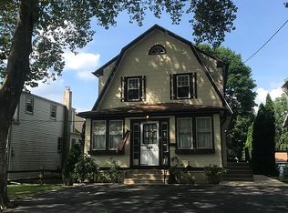 2733 Jenkintown Rd, Glenside, PA 19038