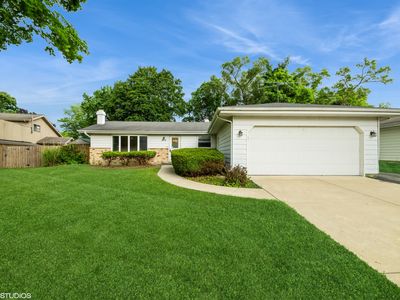 618 Lor Ann Dr, South Elgin, IL, 60177
