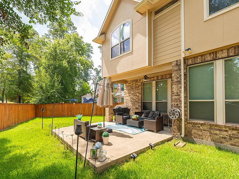 226 Skybranch Ct — Photo 35