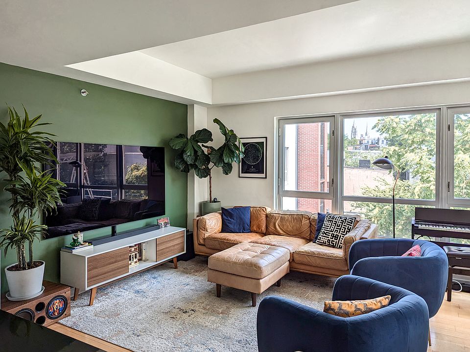 1st image of 560 Carroll St APT 5A