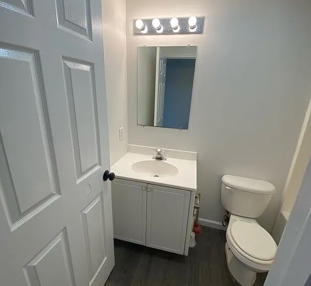 1425 College Heights Rd #105 — Photo 4
