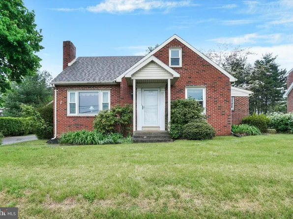 470 Hanover Rd, York, PA 17408