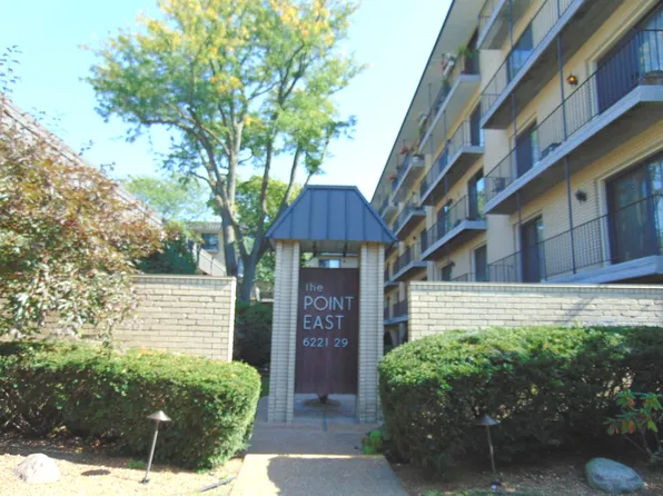 6221 N Niagara Ave APT 105, Chicago, IL 60631