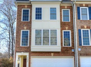 17564 Victoria Falls Dr, Dumfries, VA 22025