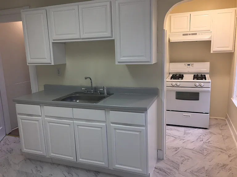28 Cedar St #1 — Photo 31