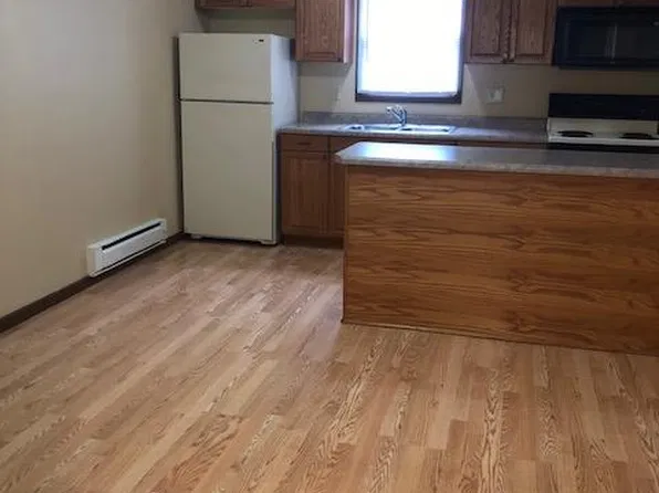 3201 Lakeshore Dr, La Crosse, WI 54603