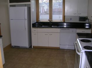 1116 Main St APT B, Racine, WI 53403