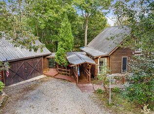 102 Frosty Mountain Rd, Mineral Bluff, GA 30559