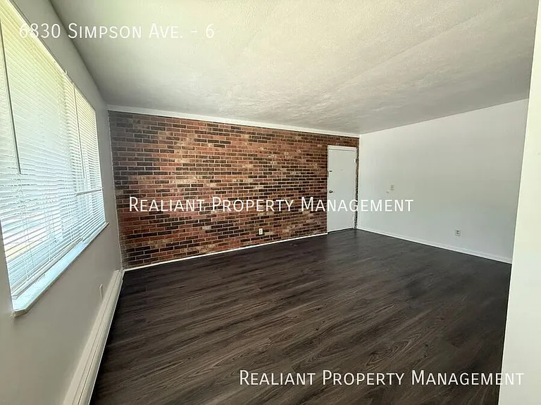 6830 Simpson Ave #6 — Photo 2
