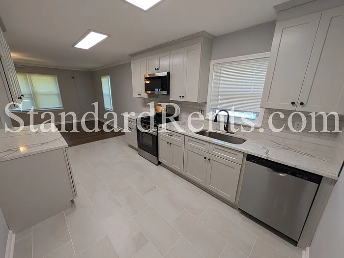 934 Dell Ave SE — Photo 5