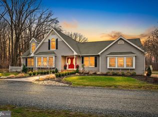 282 Chesterfield Jacobstown Rd, Wrightstown, NJ 08562