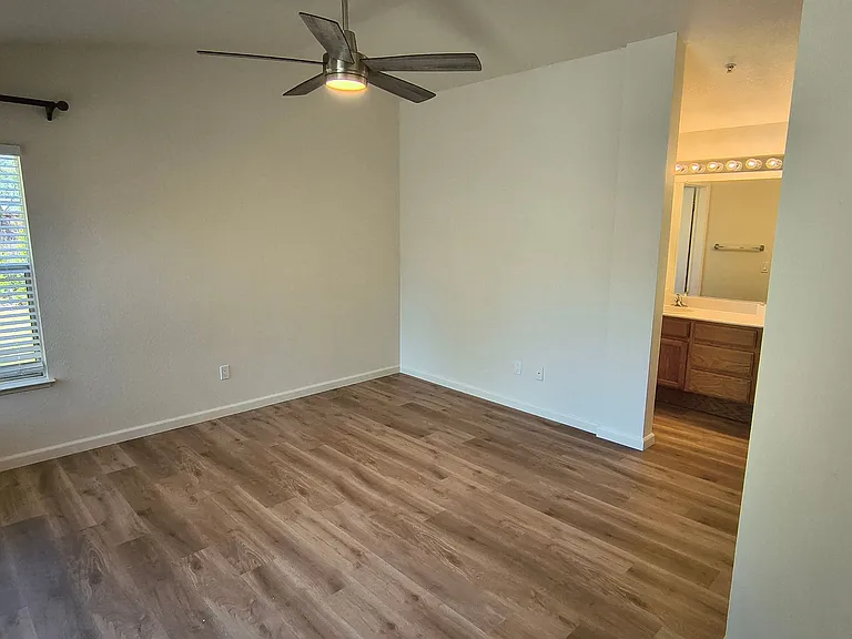 6968 Sunridge Dr — Photo 22