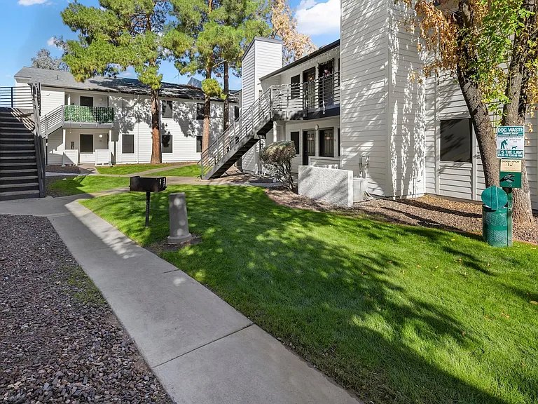 Jade Ridge Apartments — Photo 30