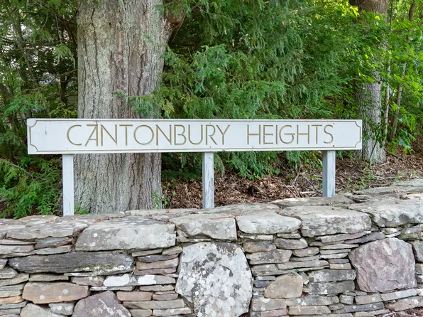 16 Brookview Circle #16, Canton, CT 06019