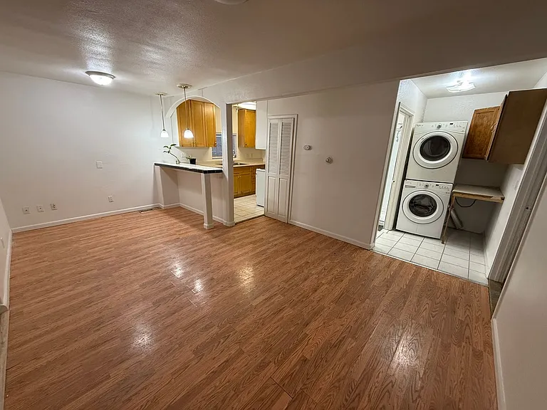 1337 Hyder St — Photo 2