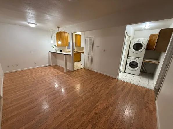 1337 Hyder St, Anchorage, AK 99501