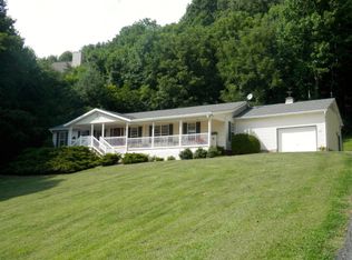 148 Sandbrook Ln, Sylva, NC 28779