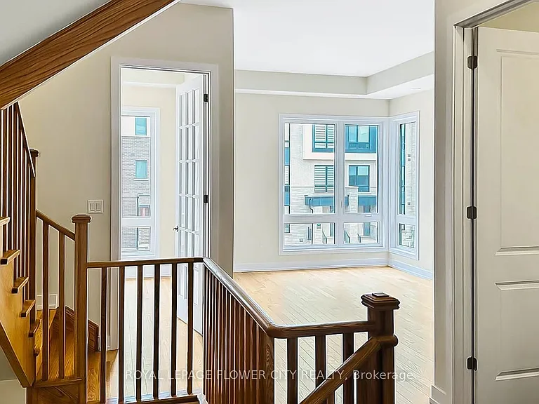 3098 Meadowridge Dr — Photo 10
