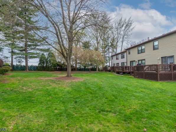 21 Highview Dr, Woodbridge Twp., NJ 07095