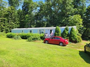 74 Old Turnpike Rd, Thompson, CT 06277